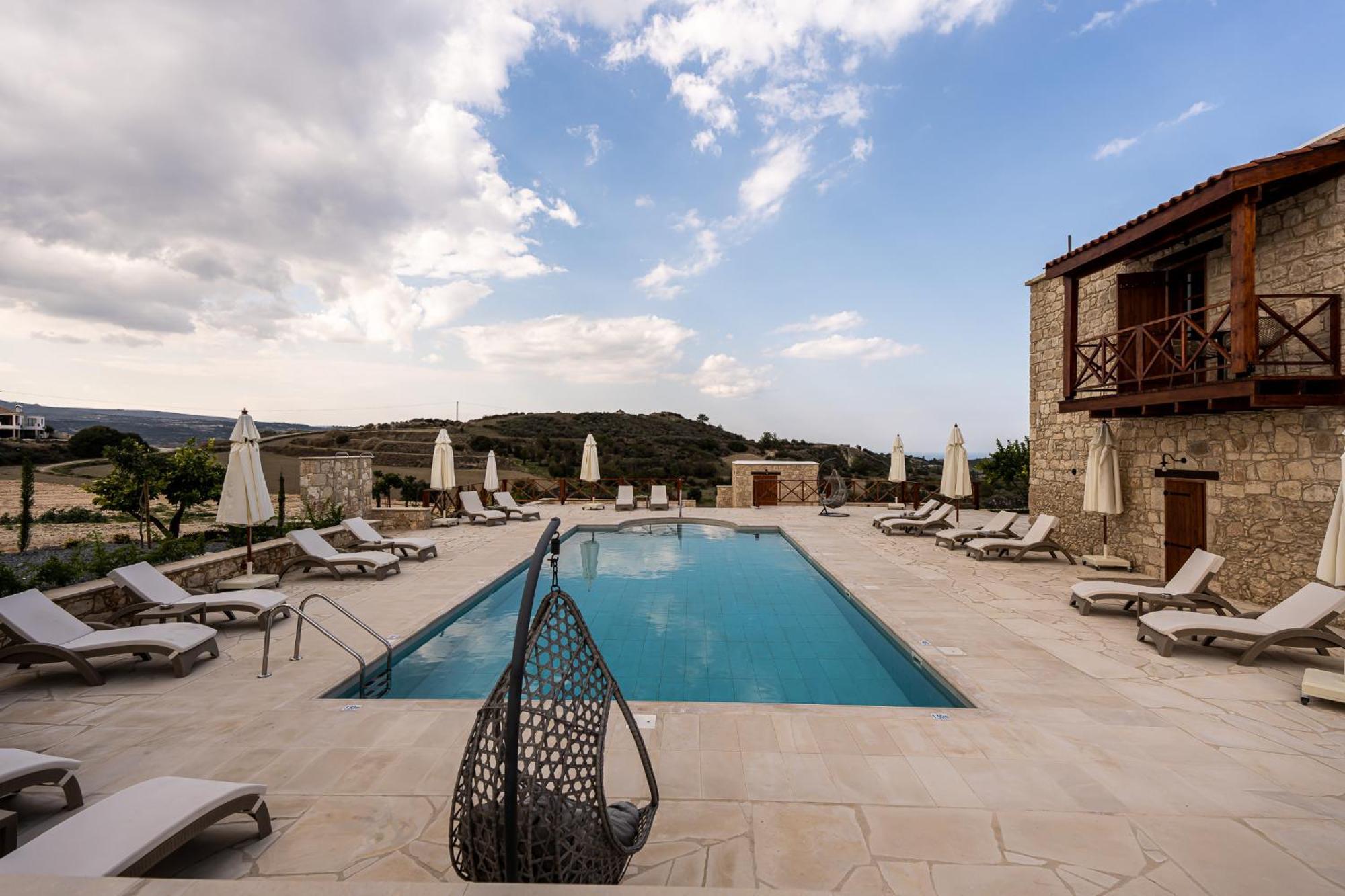 Harma Traditional Boutique Suites Pafos Exterior foto